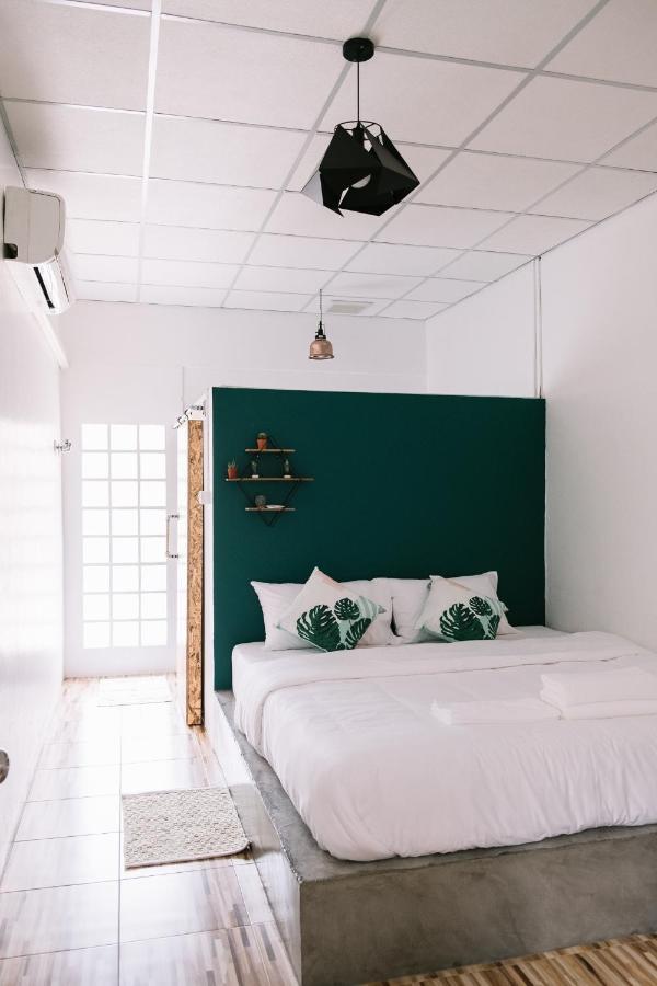 Baannokhook Home&Cafe Surat Thani Esterno foto