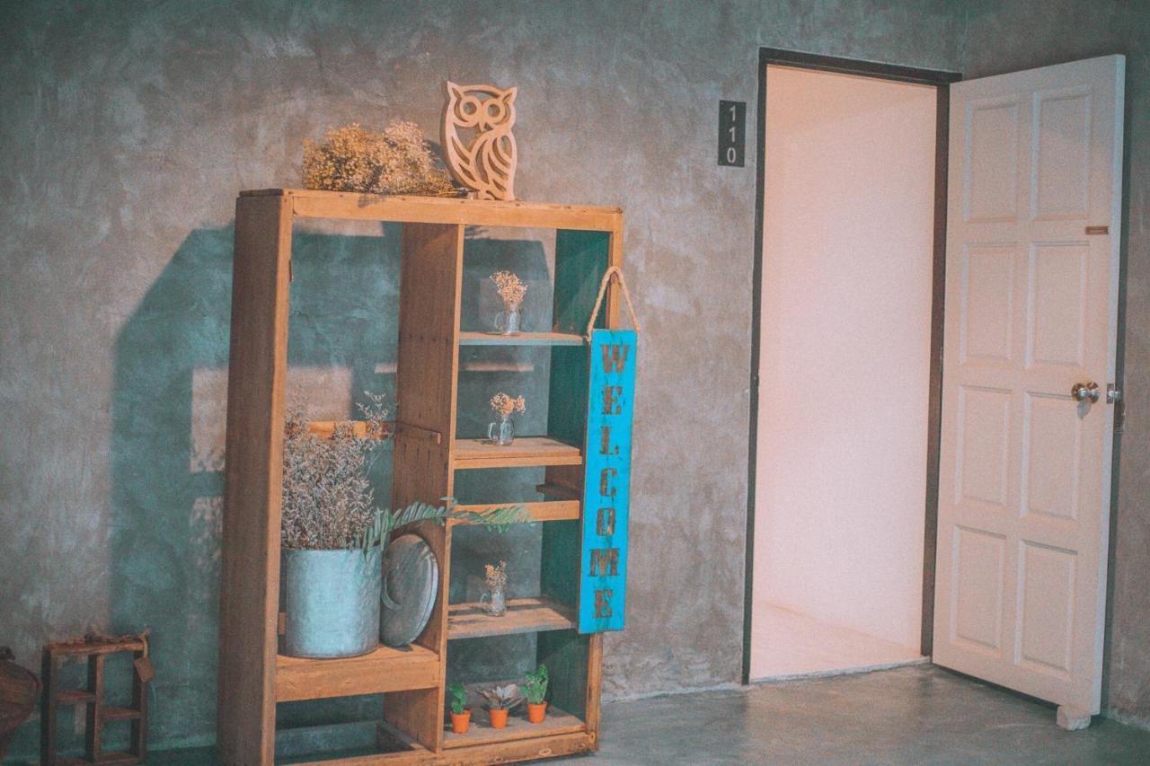 Baannokhook Home&Cafe Surat Thani Esterno foto